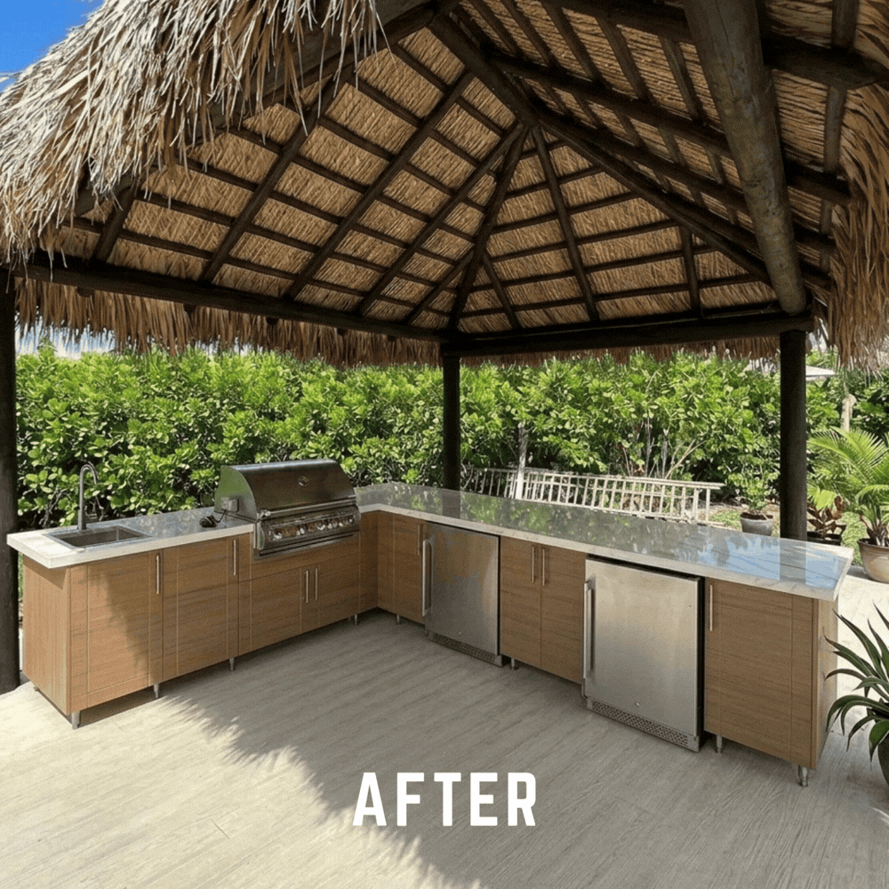 A Teak Kitchen That Turns a Lanai Into a Retreat